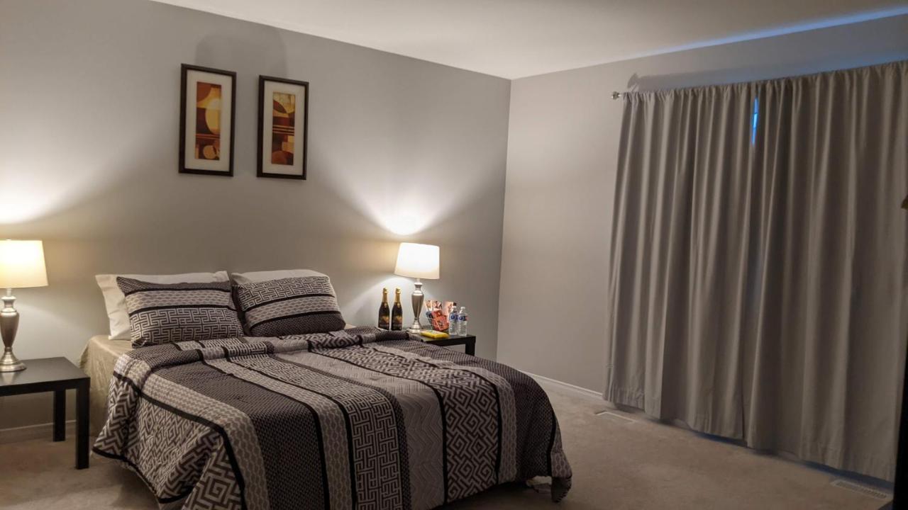 The Warm Welcome Suite Thorold Екстер'єр фото